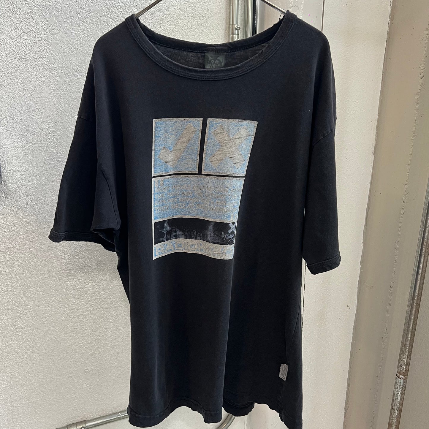 00s Radiohead Tee