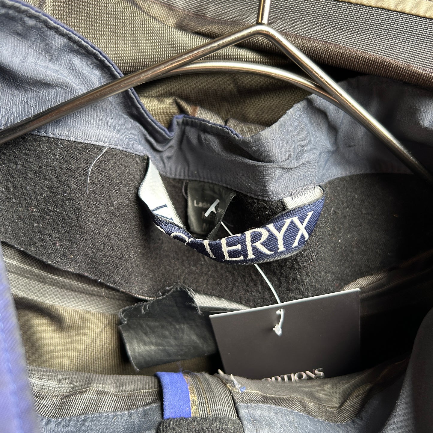 90’s Arc’teryx Theta Shell Jacket